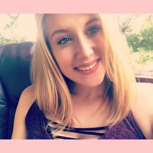 Meet your Posher, Rebecca